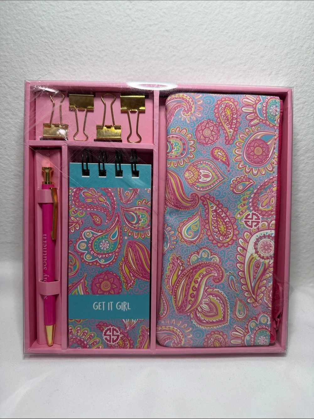 Pink Paisley Stationery Set‎ with Pen & Notebook - Get It Girl